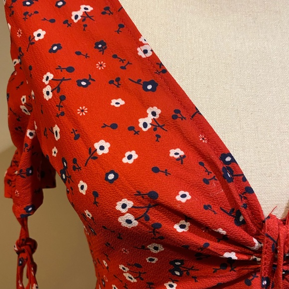 Princess Polly Red Floral Tie Mini V-Neck Dress - Picture 6 of 14